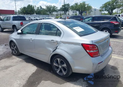 2017 Chevrolet Sonic Premier из США, поврежденный, VIN 1G1JF5SB6H4123829